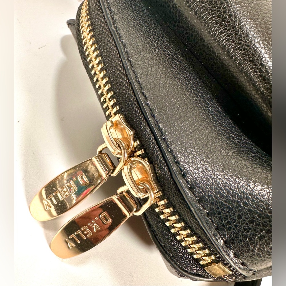 D. Kelly-Japan- Shoulder/Crossbody Bag in Black - Picture 16 of 16
